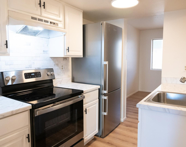 12123 W Bell Road - Photo Thumbnail 4
