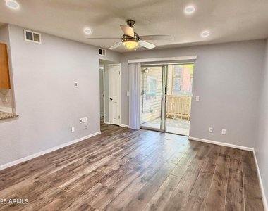 200 E Southern Avenue - Photo Thumbnail 3