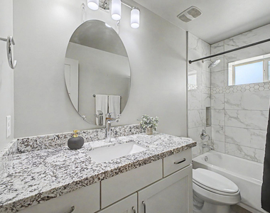 3414 N 44th Place - Photo Thumbnail 30