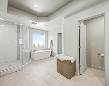 3414 N 44th Place - Photo Thumbnail 23