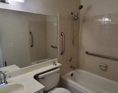11666 N 28th Drive - Photo Thumbnail 18