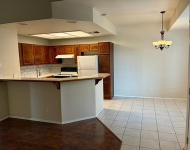 11666 N 28th Drive - Photo Thumbnail 3