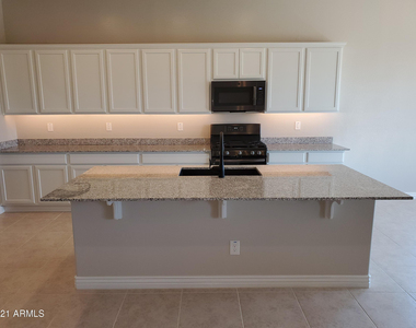 8537 W Myrtle Avenue - Photo Thumbnail 5