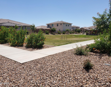 8537 W Myrtle Avenue - Photo Thumbnail 10
