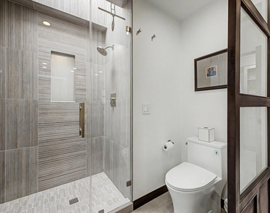 3057 E Rose Lane - Photo Thumbnail 14