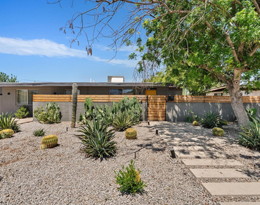 530 W 17th Street - Photo Thumbnail 19