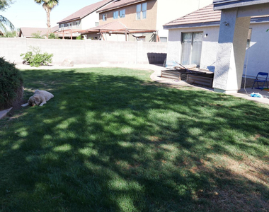 2423 E Winged Foot Drive - Photo Thumbnail 14