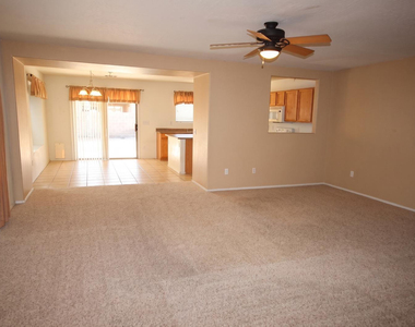 2423 E Winged Foot Drive - Photo Thumbnail 4