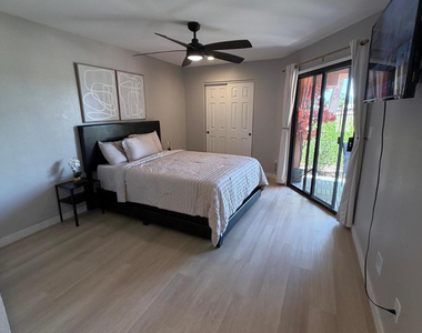 4303 E Cactus Road - Photo Thumbnail 29