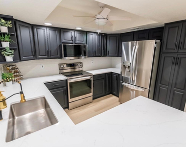 4303 E Cactus Road - Photo Thumbnail 14