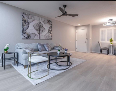 4303 E Cactus Road - Photo Thumbnail 15