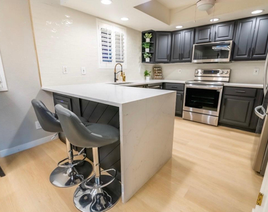 4303 E Cactus Road - Photo Thumbnail 12