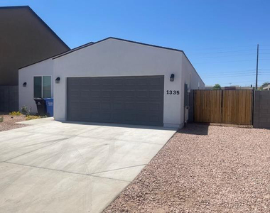 1335 E Pueblo Avenue - Photo Thumbnail 1