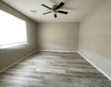 1335 E Pueblo Avenue - Photo Thumbnail 8