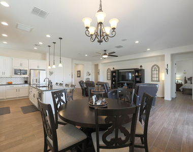 3205 N 198th Lane - Photo Thumbnail 14