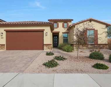 3205 N 198th Lane - Photo Thumbnail 2