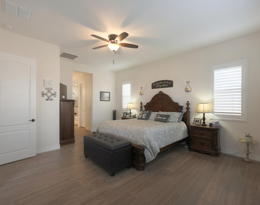3205 N 198th Lane - Photo Thumbnail 21