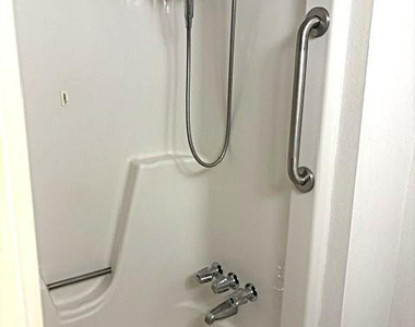10110 N 97th Drive - Photo Thumbnail 8