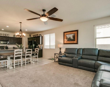 29857 W Columbus Avenue - Photo Thumbnail 49