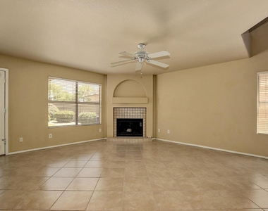 4726 E Mossman Road - Photo Thumbnail 3