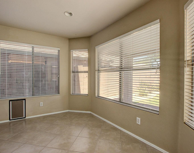4726 E Mossman Road - Photo Thumbnail 7