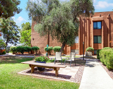 4704 E Paradise Village Parkway N - Photo Thumbnail 12