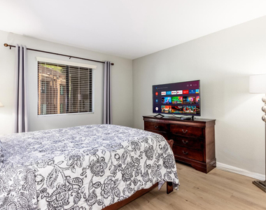 4704 E Paradise Village Parkway N - Photo Thumbnail 21