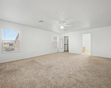 7500 E Deer Valley Road - Photo Thumbnail 30