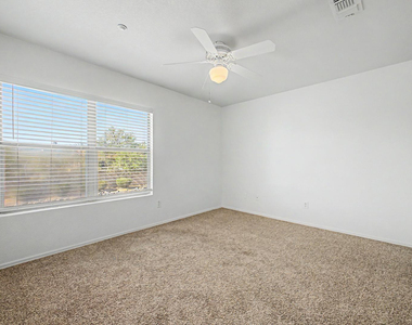 7500 E Deer Valley Road - Photo Thumbnail 32