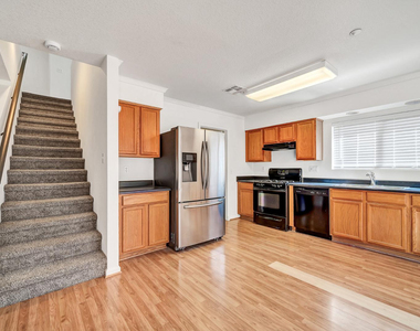 7500 E Deer Valley Road - Photo Thumbnail 6