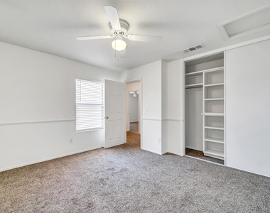 7500 E Deer Valley Road - Photo Thumbnail 23