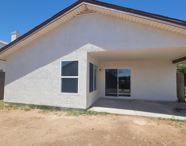 8739 W Indianola Avenue - Photo Thumbnail 27