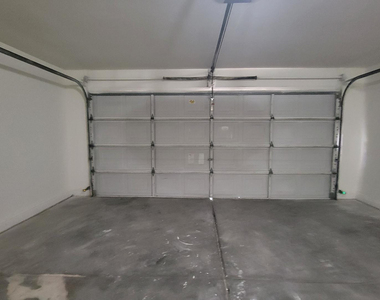 8739 W Indianola Avenue - Photo Thumbnail 30