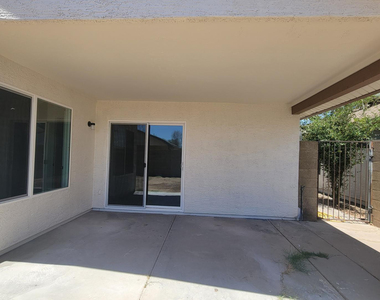 8739 W Indianola Avenue - Photo Thumbnail 28