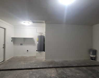 8739 W Indianola Avenue - Photo Thumbnail 29