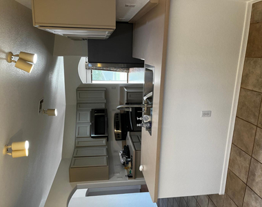 2429 E Patrick Lane - Photo Thumbnail 5