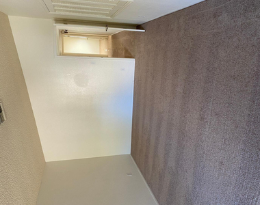 9828 S 44th Street - Photo Thumbnail 23