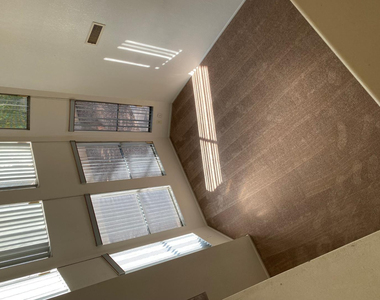 9828 S 44th Street - Photo Thumbnail 26