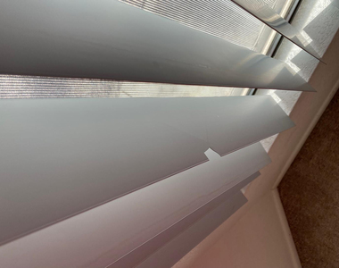 9828 S 44th Street - Photo Thumbnail 8