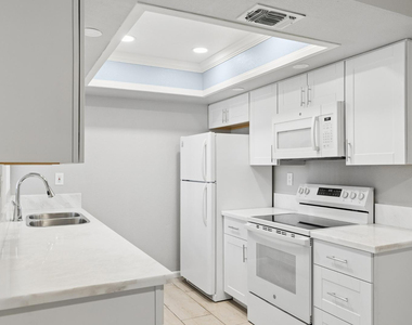 6480 N 82nd Street - Photo Thumbnail 6