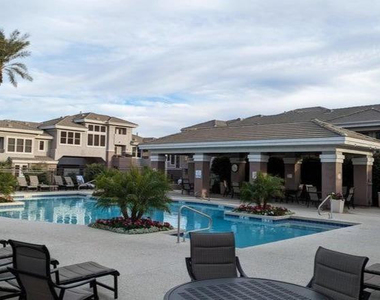 15221 N Clubgate Drive - Photo Thumbnail 18