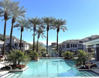 15221 N Clubgate Drive - Photo Thumbnail 22