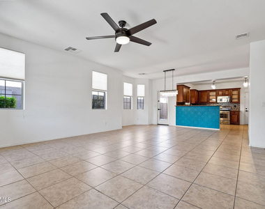 3771 E Kristal Way - Photo Thumbnail 7