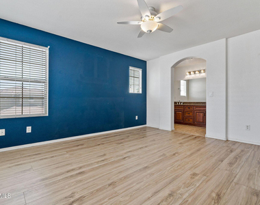 3771 E Kristal Way - Photo Thumbnail 37