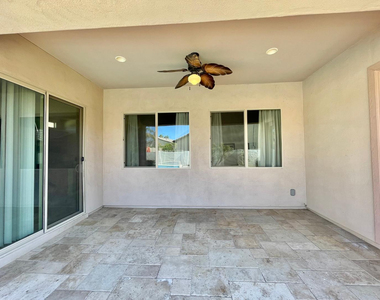 638 E Charlevoix Avenue - Photo Thumbnail 6