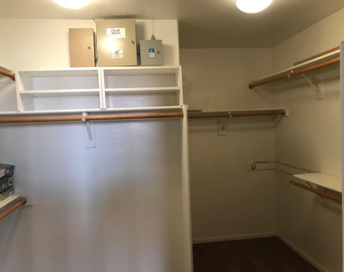 9405 E Quarry Trail - Photo Thumbnail 10