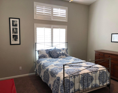 9405 E Quarry Trail - Photo Thumbnail 12
