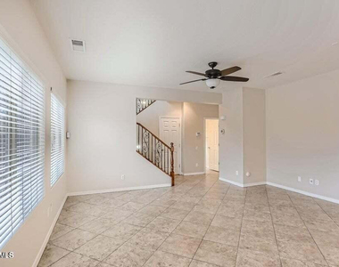 2039 W Kathleen Road - Photo Thumbnail 10