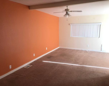 25424 S Wyoming Avenue - Photo Thumbnail 7