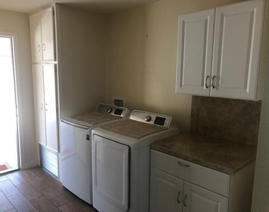 25424 S Wyoming Avenue - Photo Thumbnail 10